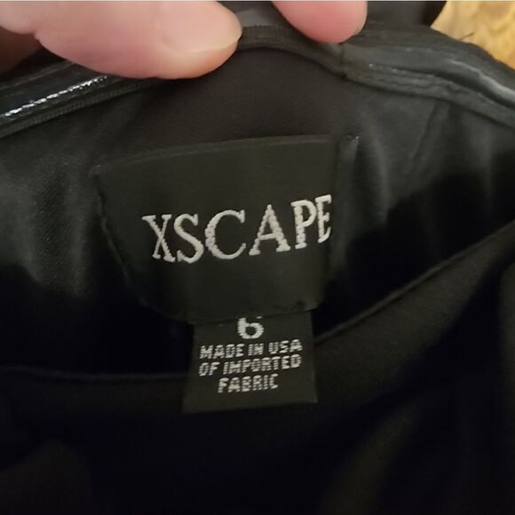 XSCAPE Women's Ruffled Off-The-Shoulder Sheath Dress Size 6 NWT - Picture 9 of 10